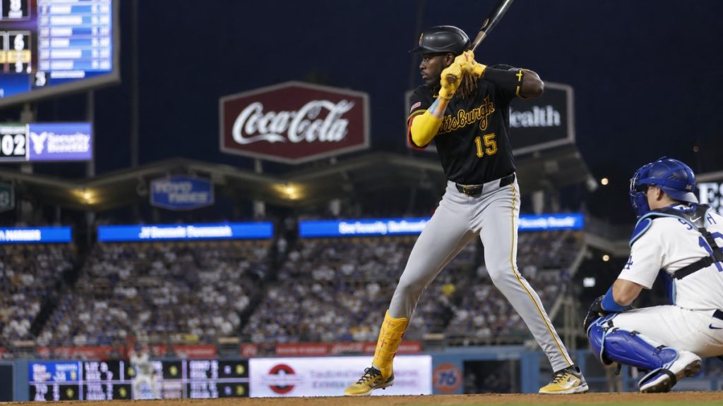 Oneil Cruz batting for the Pittsburgh Pirates against the Los Angeles Dodgers