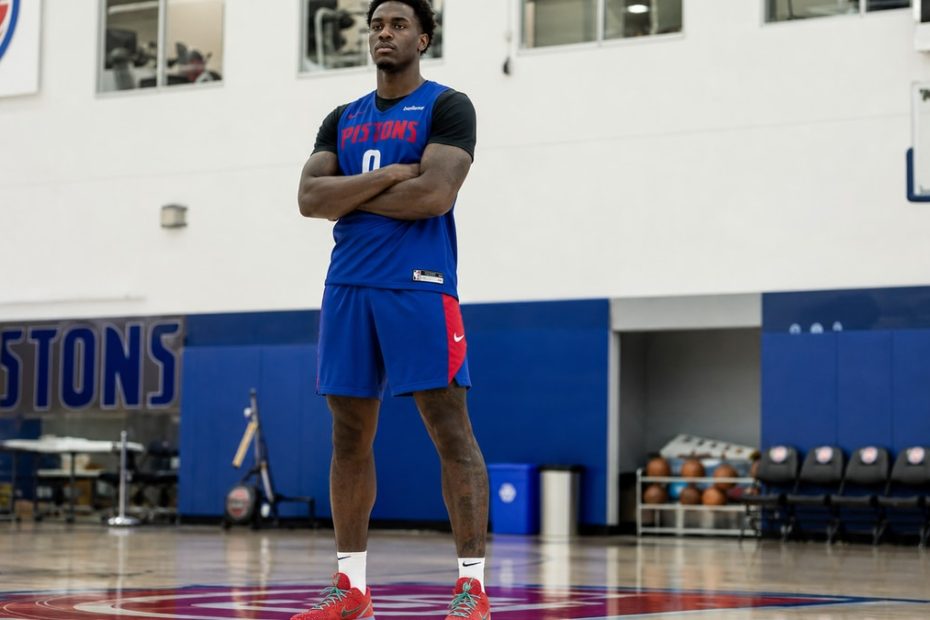 Jalen Duren standing at the Detroit Pistons practice facility amid contract standoff