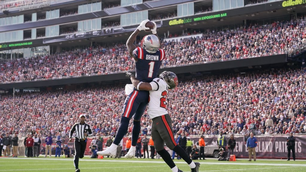 A.J. Brown of the New England Patriots making a contested catch in his return from injured reserve