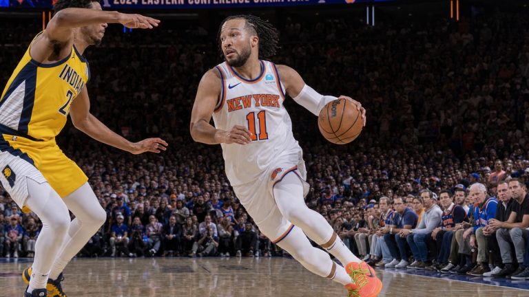 Jalen Brunson of the New York Knicks driving to the basket at Madison Square Garden